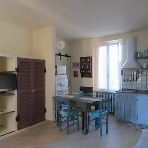 un-letto-nel-cortile.it-lombardy.com/