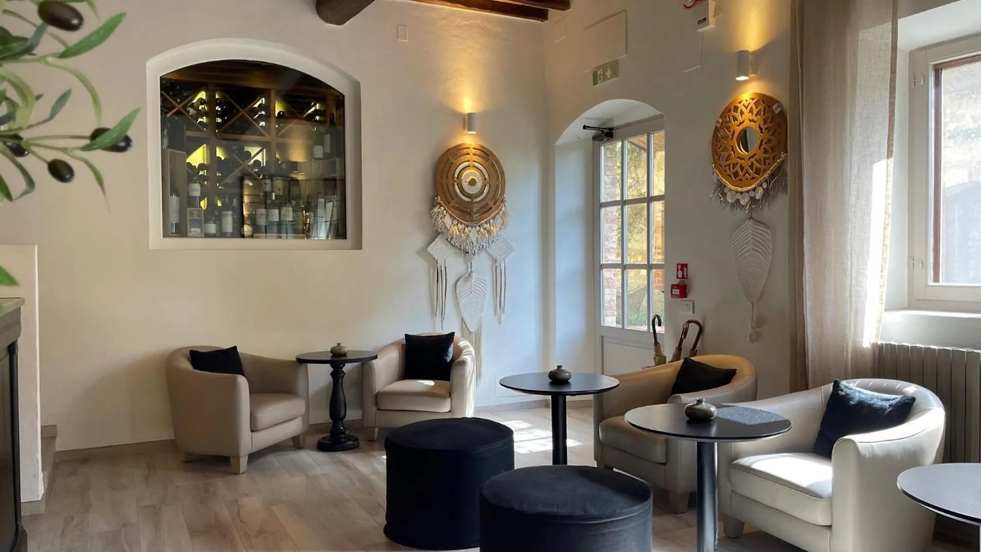 فندق Locanda Le Piazze كاستيلّينا إنْ كْيانت