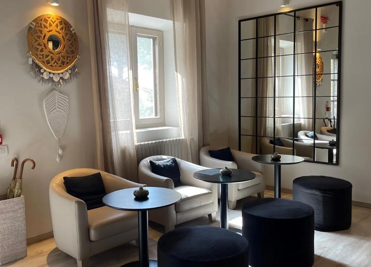 Locanda Le Piazze كاستيلّينا إنْ كْيانت 4*,