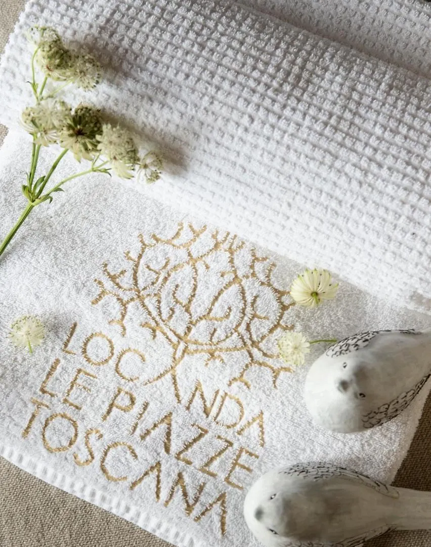 Locanda Le Piazze كاستيلّينا إنْ كْيانت فندق