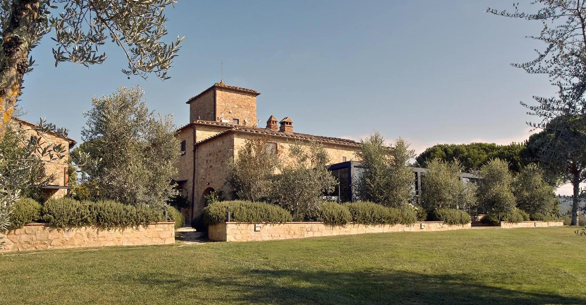 Locanda Le Piazze Castellina in Chianti Hotel
